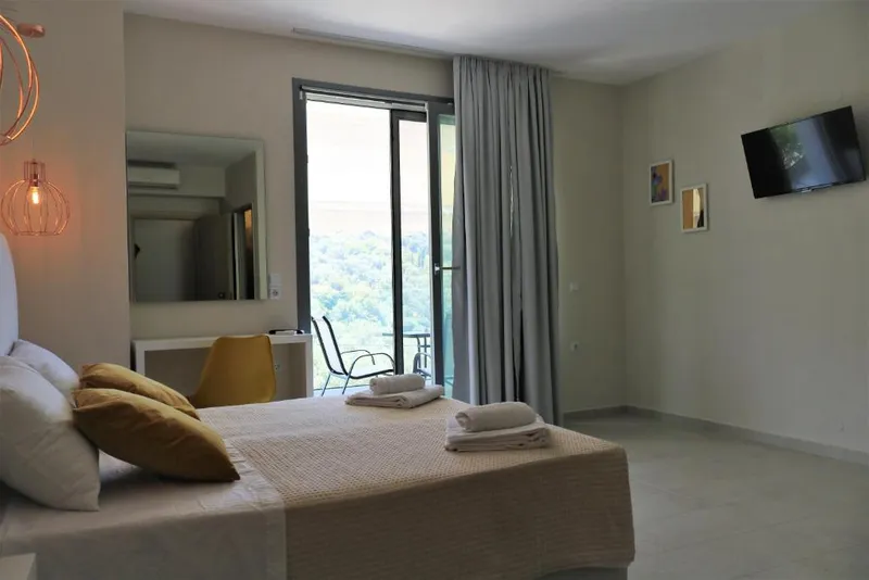 Deluxe Double Room with Sea View — Kiperi Exclusive (2)